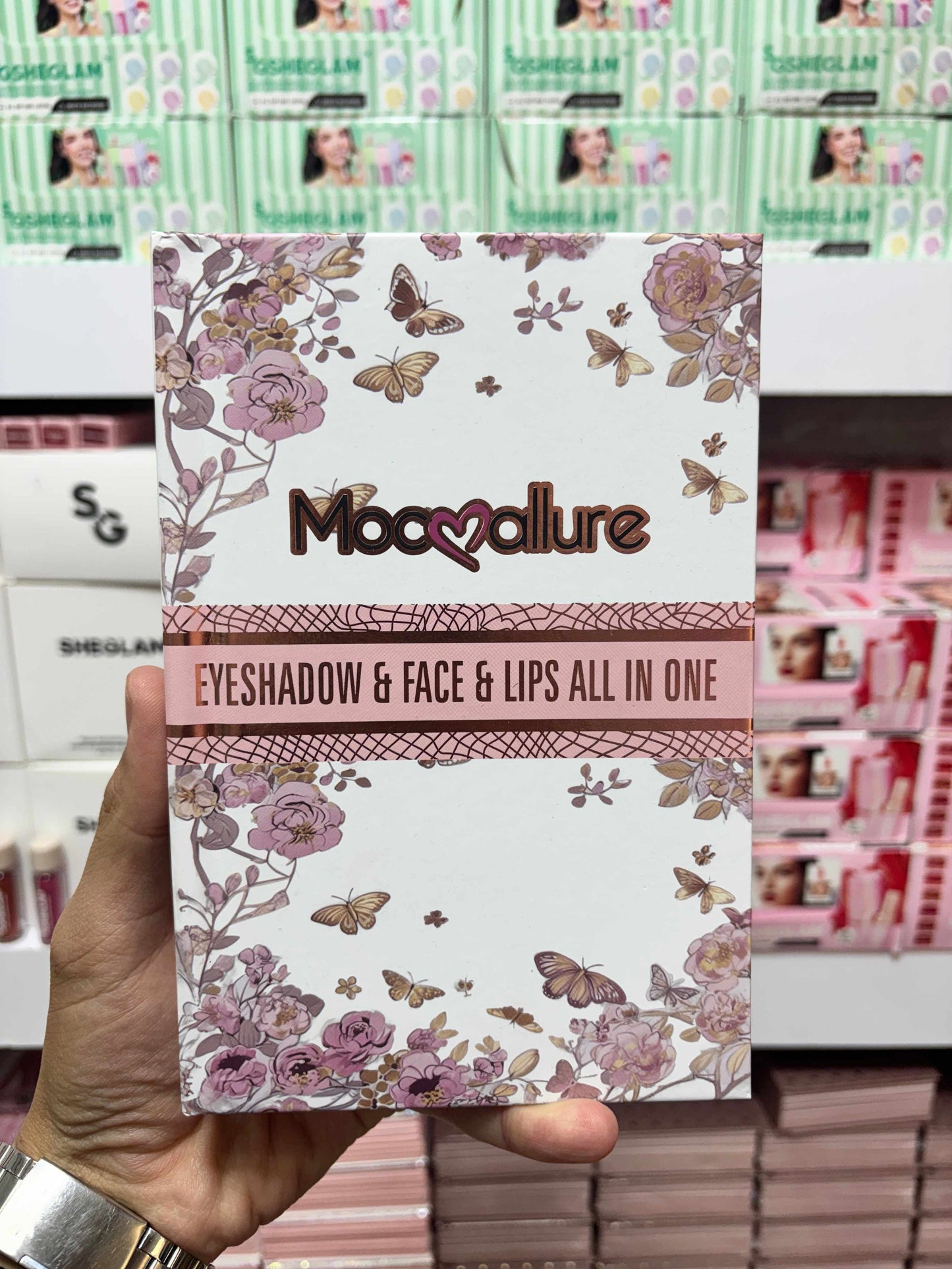 Mocallure Eyeshadow & Face & Lips All in one 7 pages book